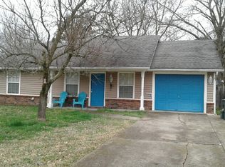 2294 S Camron Cir, Fayetteville, AR 72701