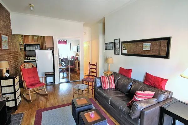 Rented by JK Dansar Corp | media 1