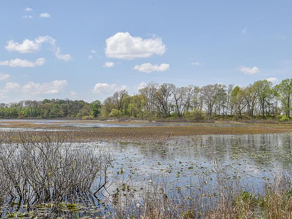 5th image of 414 River Rd