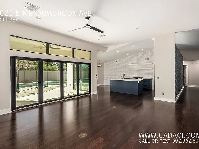 3021 E Meadowbrook Ave — Photo 28