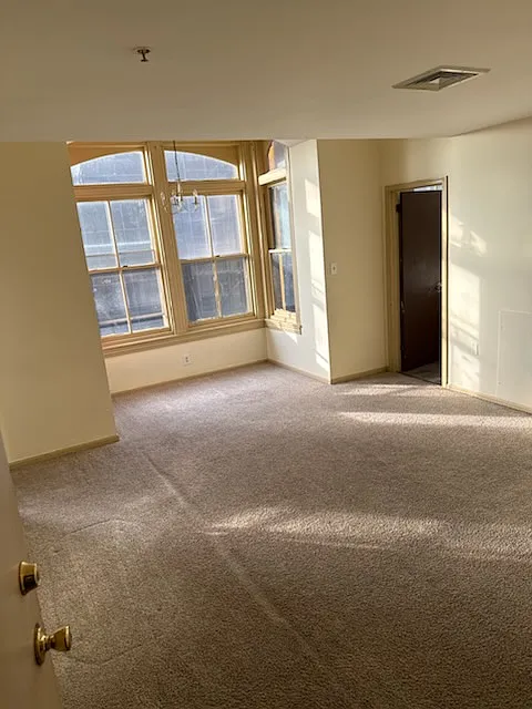Studio, 500 sqft, $900 — Photo 3