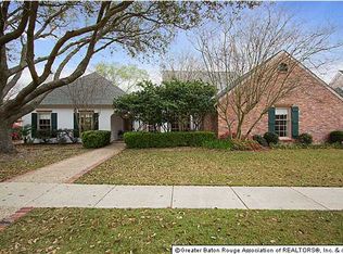 12439 Lake Sherwood Ave S, Baton Rouge, LA 70816