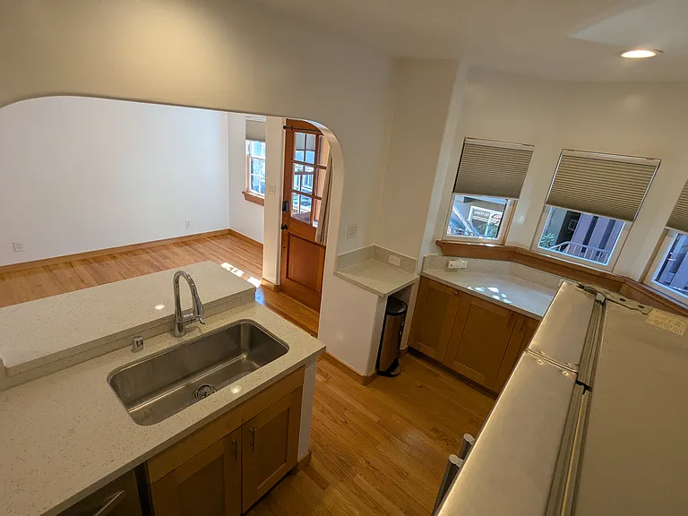 1549 Baxter St #4 — Photo 25