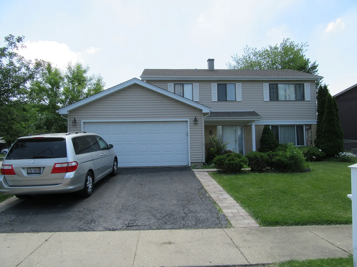 1134 Hunter St photo 1