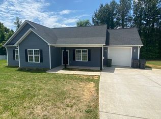 313 Keeneland Dr, Oxford, NC 27565