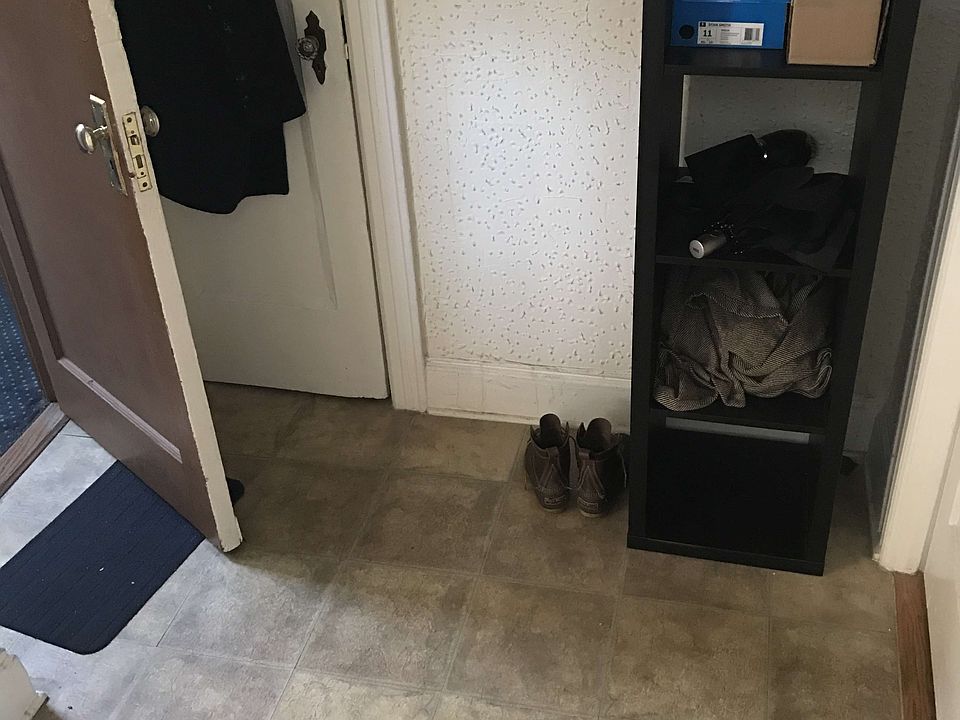 1st image of 3051 48th St APT 3a