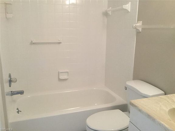 5th image of 486 Saint Andrews Blvd #13.1