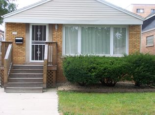 14424 Emerald Ave, Riverdale, IL 60827