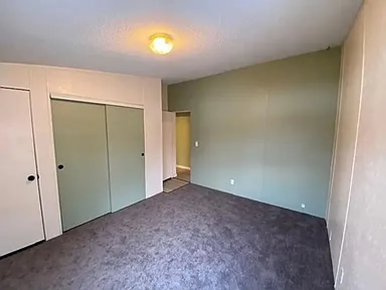681 Scenic Dr — Photo 12