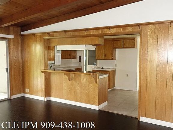 4th image of 158 W Santa Anita Ter