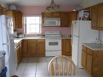 4th image of 8515 96th Ct
