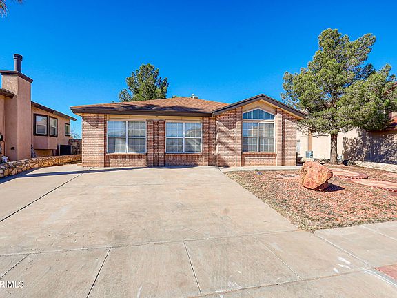 2nd image of 1449 Chato Villa Dr