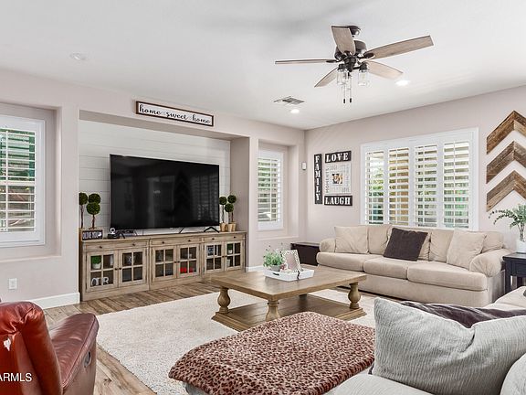 4th image of 10043 W SUGAR SAND Lane