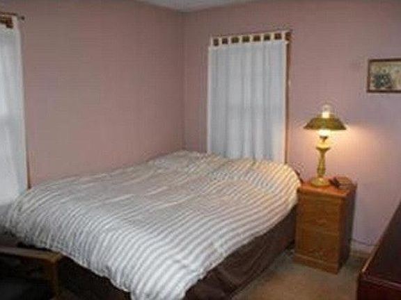 Main level bedroom 1