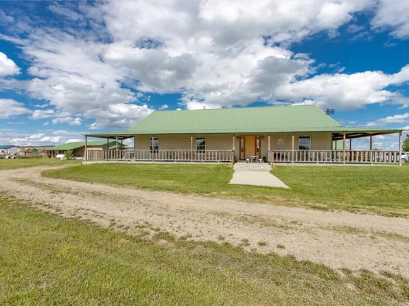 2651 N 16th Rd, Worden, MT 59088