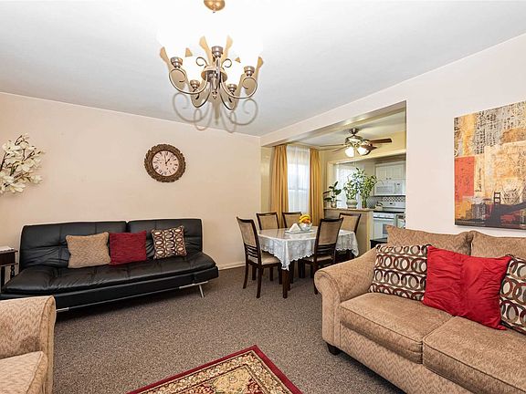 4th image of 1057 Fenwood Dr APT 3
