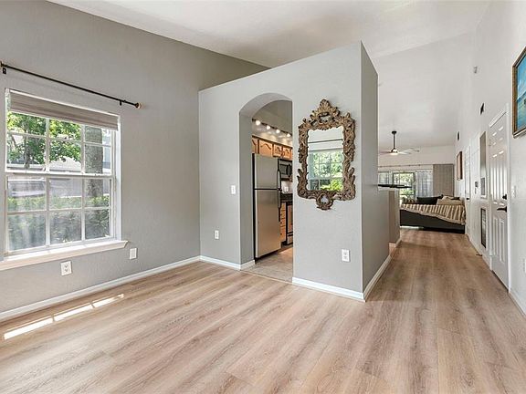 4th image of 3638 Trafalgar Way APT 101