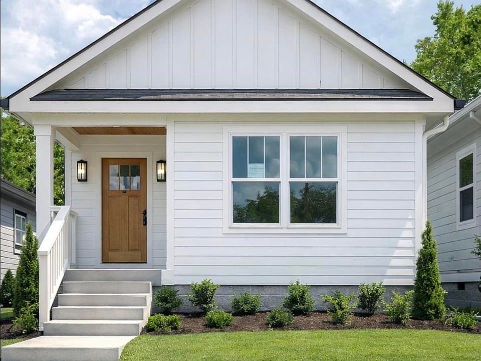 1st image of 702 1/2 Monin Rd