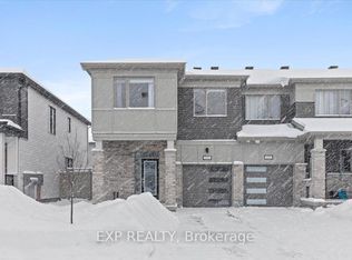 686 Quilter Row, Ottawa, ON K0A2Z0