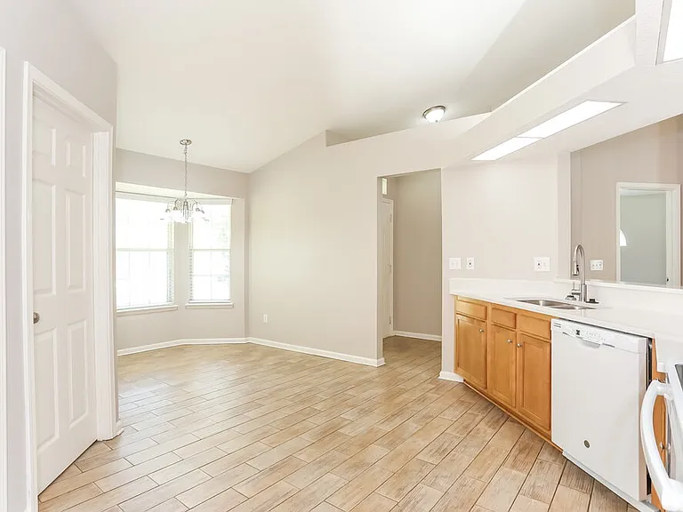 4408 Jiggermast Ave — Photo 8