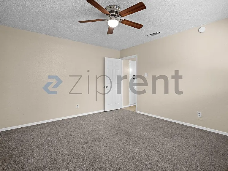 3224 Dreeben Dr #101 — Photo 13