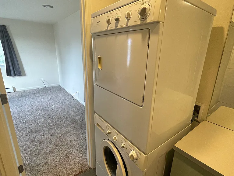 1210 Spruce St #D — Photo 11