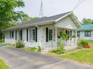 3152 S 3rd St, Niles, MI 49120