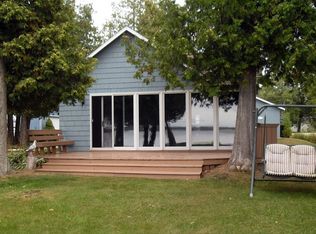 805N E Gulliver Lake Rd, Gulliver, MI 49840