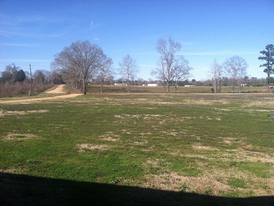 2nd image of 25145 Twin Oaks Rd