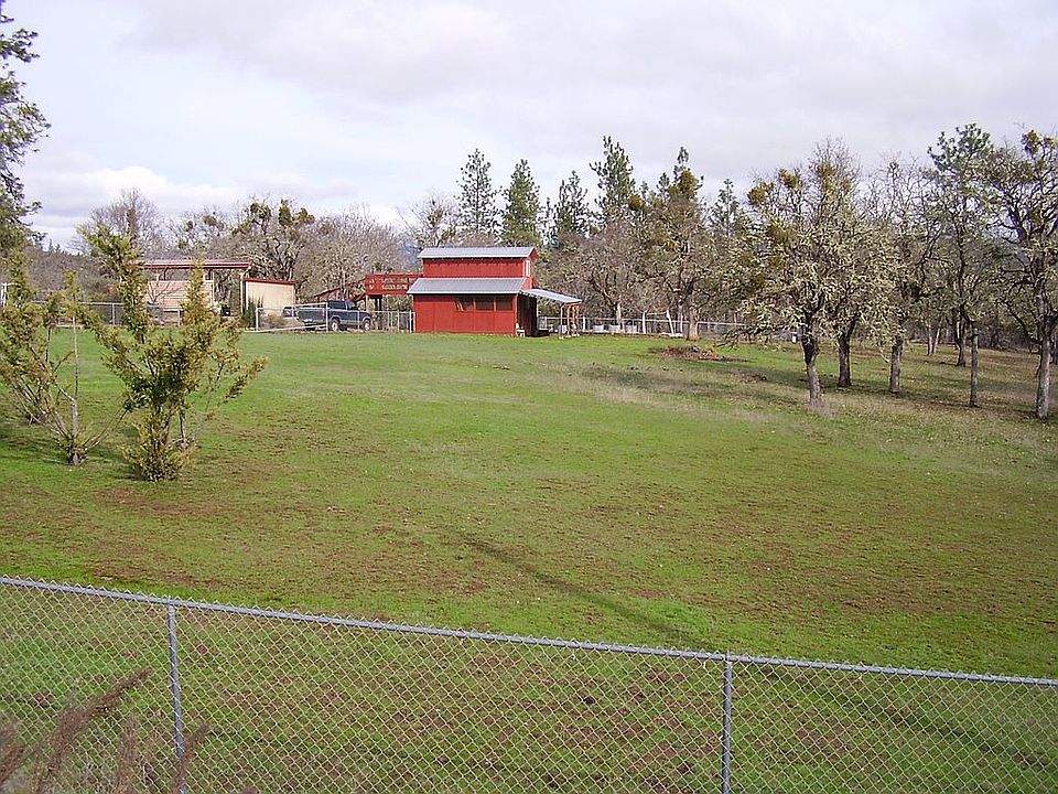 1st image of 176 Ironwood Dr