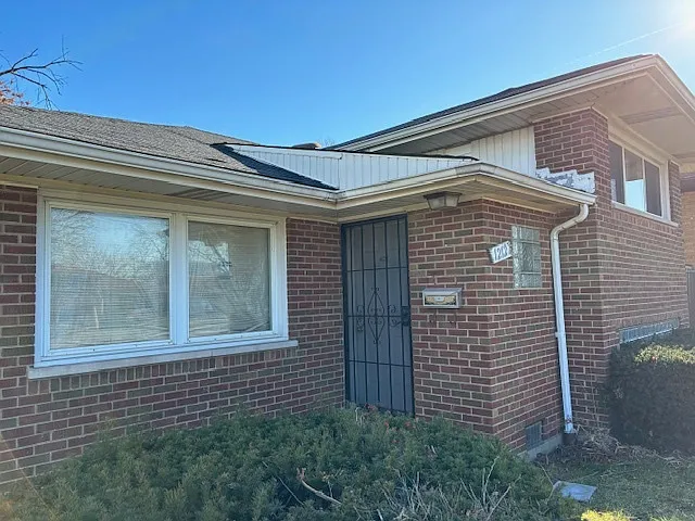 12127 S Elizabeth St photo 1