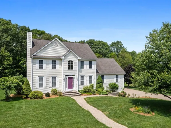 21 Sabina Cir, Rochdale, MA 01542