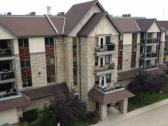 2nd image of 1622 Acadia Dr #405