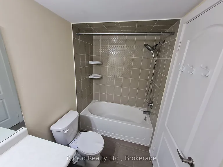 55 Lindcrest Mnr #1001 — Photo 16
