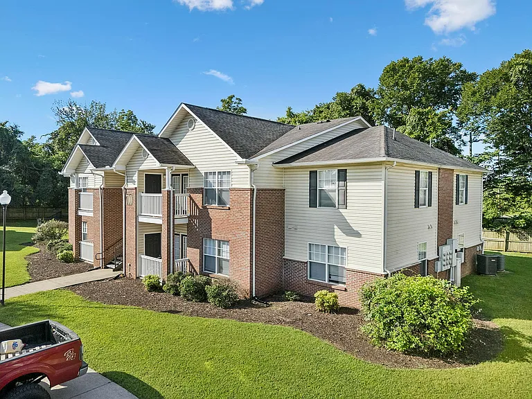 Meadows of Lebanon Apartments — Photo 9