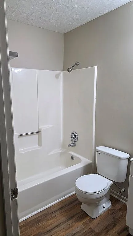 3 bed, 1188 sqft, $1,550 — Photo 2