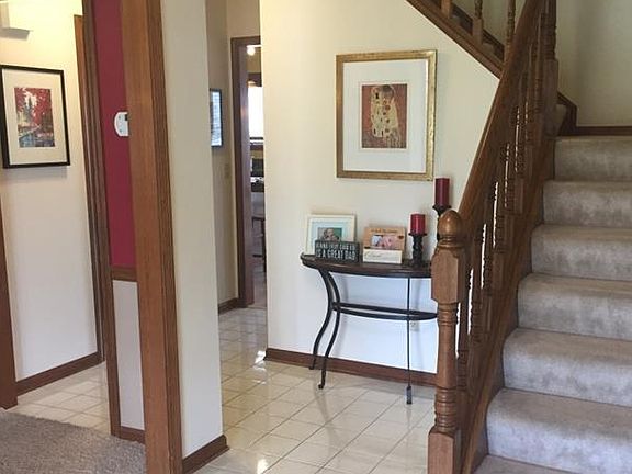 2nd image of 32282 Dorchester Dr