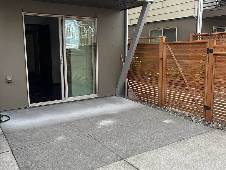 Great entertaining and relaxing space in fence yard.