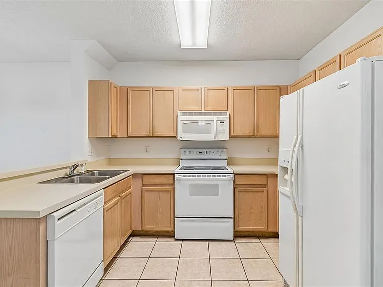 6245 Osprey Lake Cir — Photo 10