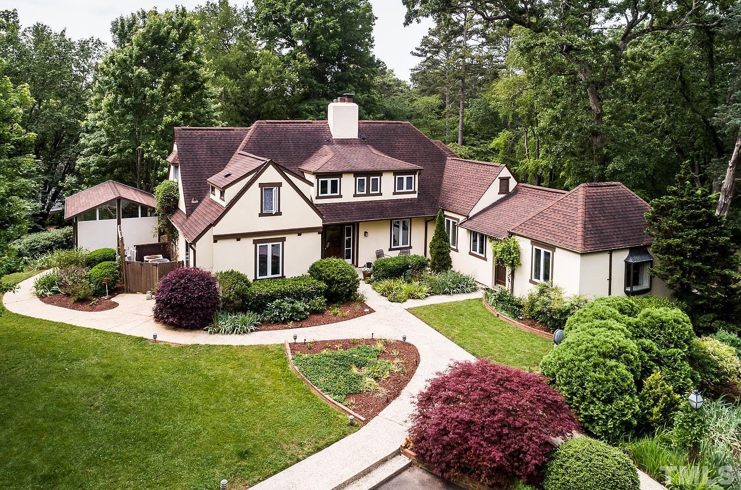 2 Buttons Rd, Chapel Hill, NC 27514 Zillow