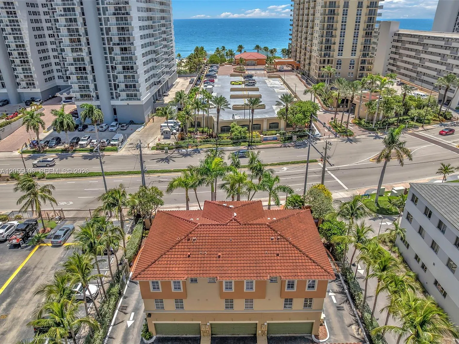 2080 Ocean Drive Condo — Photo 2