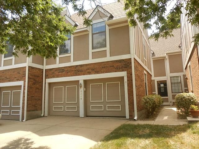 1st image of 8246 NW Birch Ln