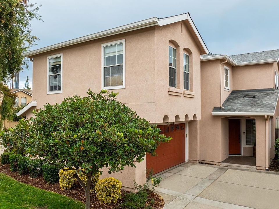 1st image of 271 Ballybunion Way