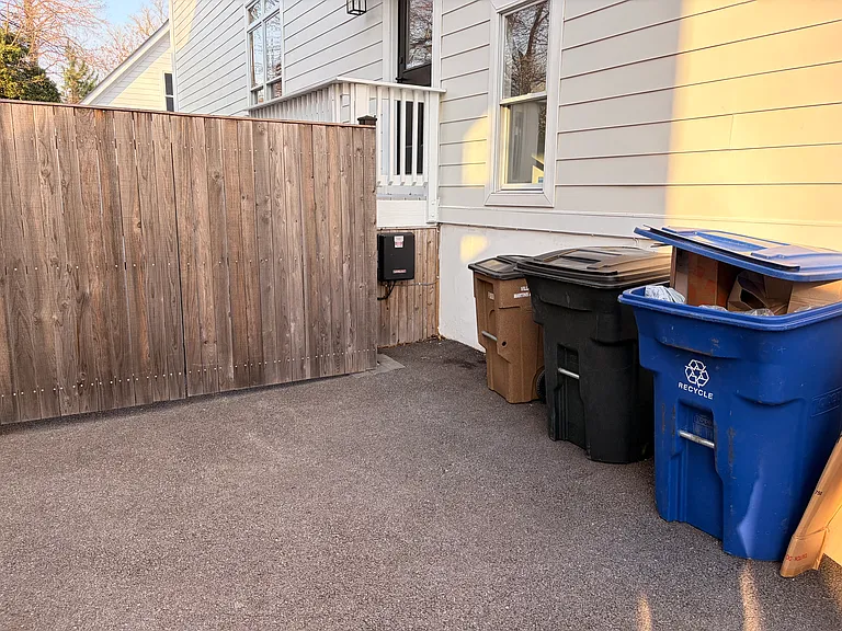 153 Quincy St — Photo 87
