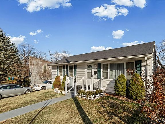 4th image of 6241 Lorraine Ave