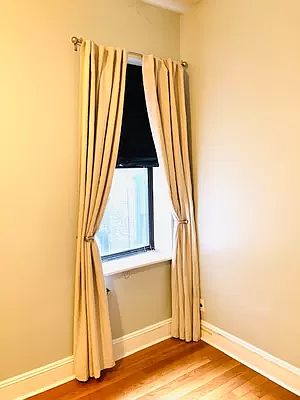 5th image of 153 E 92nd St #4S