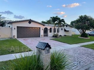 5530 SW 90th Ter, Fort Lauderdale, FL 33328