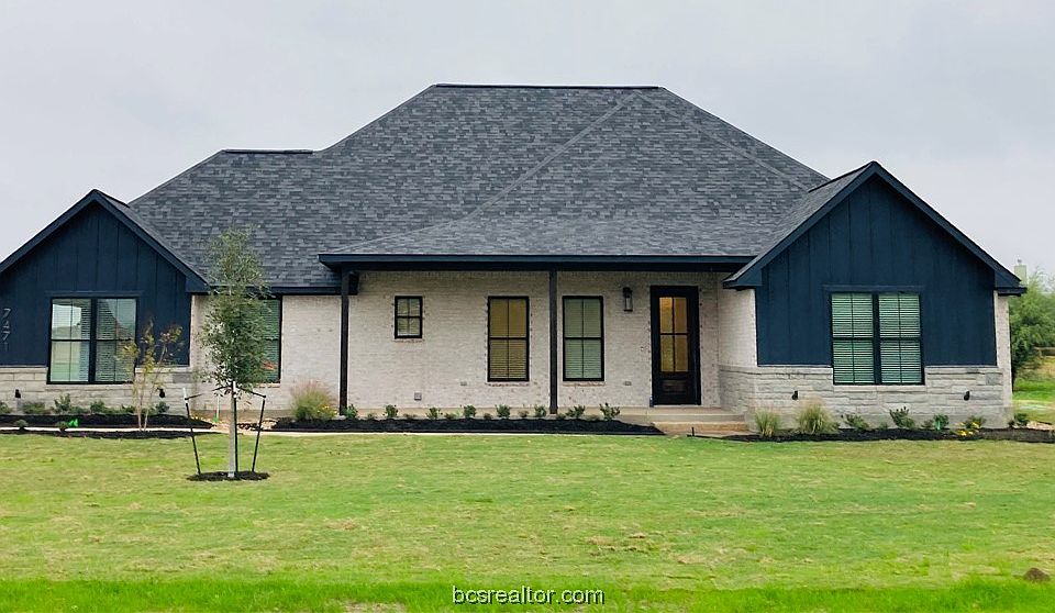 1st image of 7471 Garrison Creek Dr