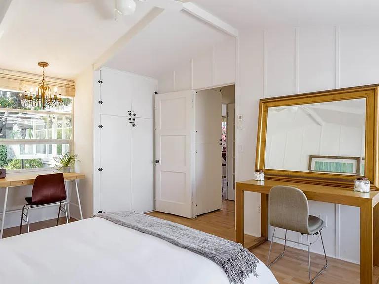 732 Marco Pl — Photo 11
