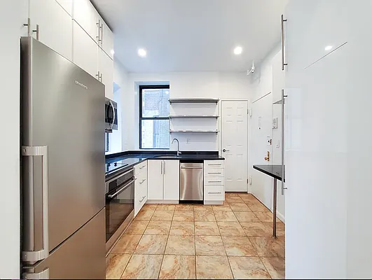 Rented by Brighton Management | media 2